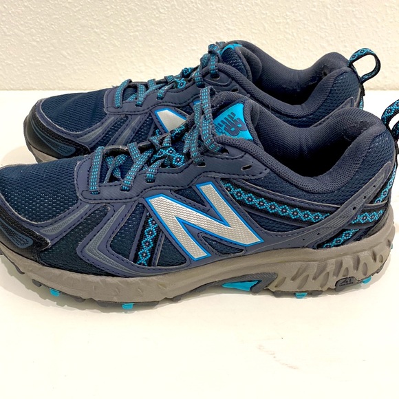 New Balance Women's WT410v5 Cushioning Trail Running Shoe Gray and Teal Size 6.5 - Picture 4 of 9